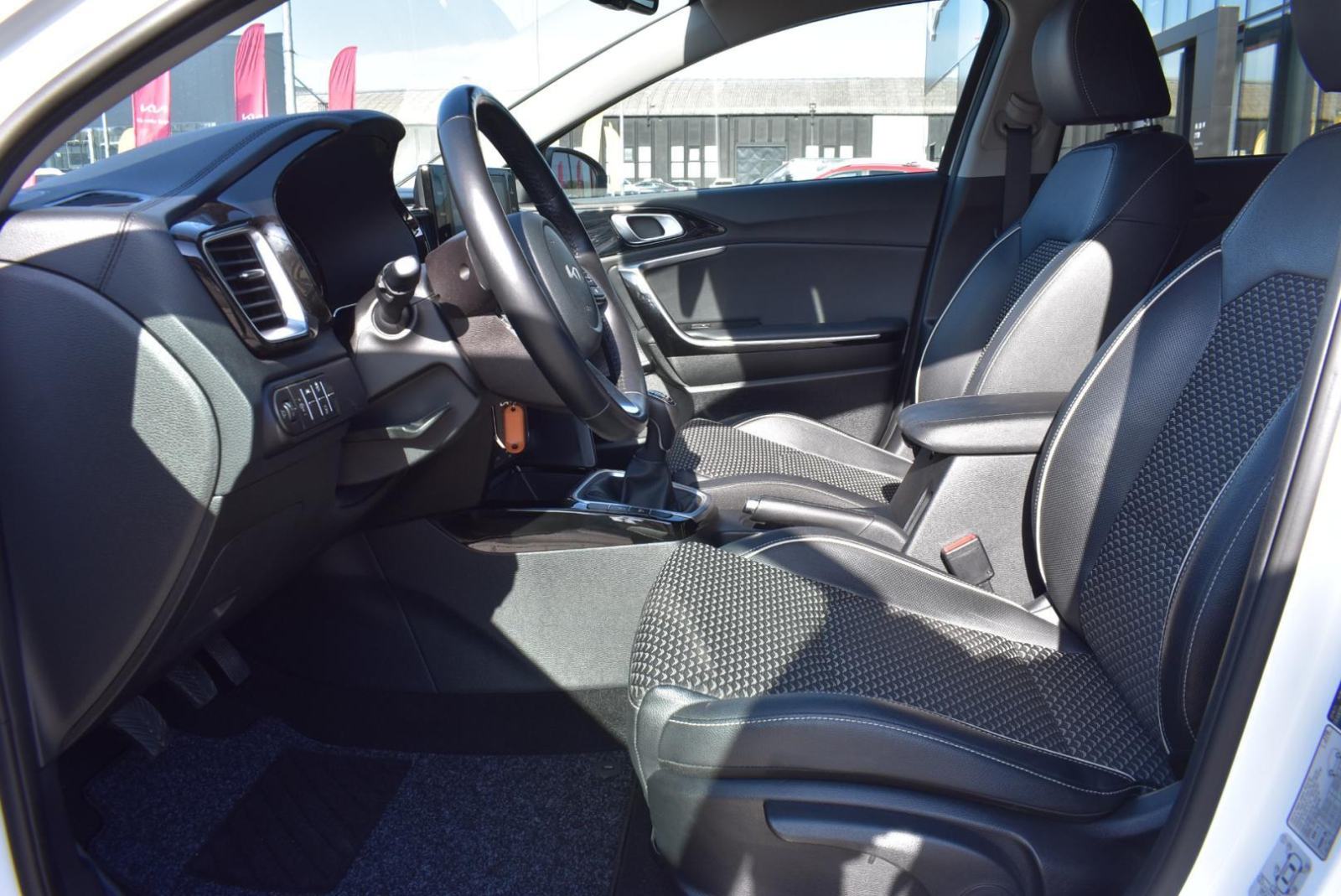 KIA XCeed 1.5 T-GDI EX WAY ISG, ANDROID CAR PLAY, STRAŽNJA KAMERA, BT,, fotografija 15