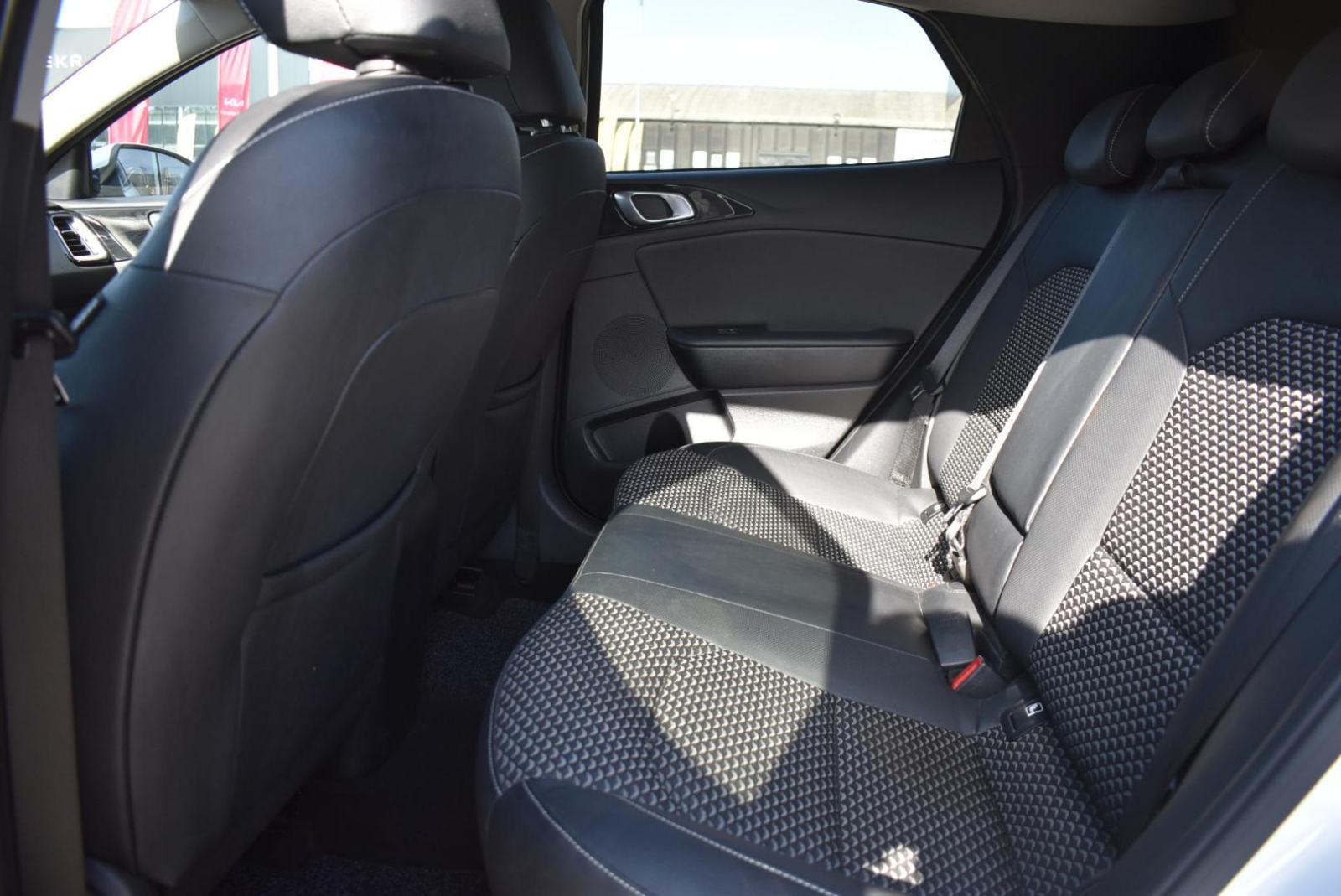 KIA XCeed 1.5 T-GDI EX WAY ISG, ANDROID CAR PLAY, STRAŽNJA KAMERA, BT,, fotografija 16
