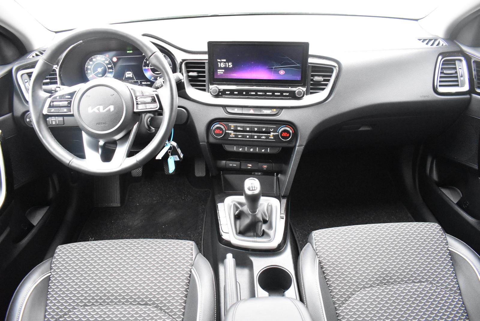 Kia XCeed 1,5 T-GDI ISG EX WAY+ M/T MRV, fotografija 15