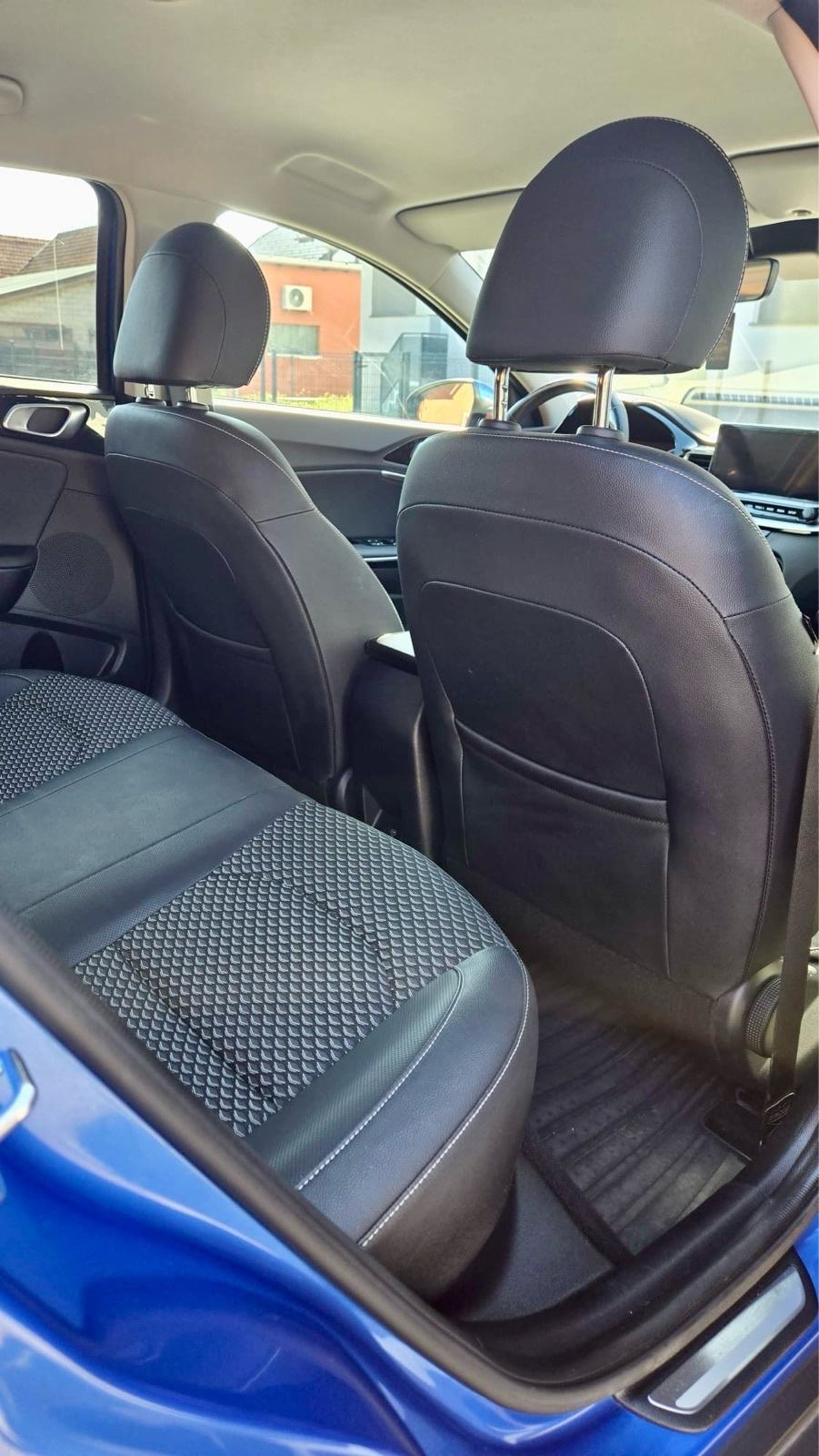 Kia XCeed 1.5 T-GDi, fotografija 13