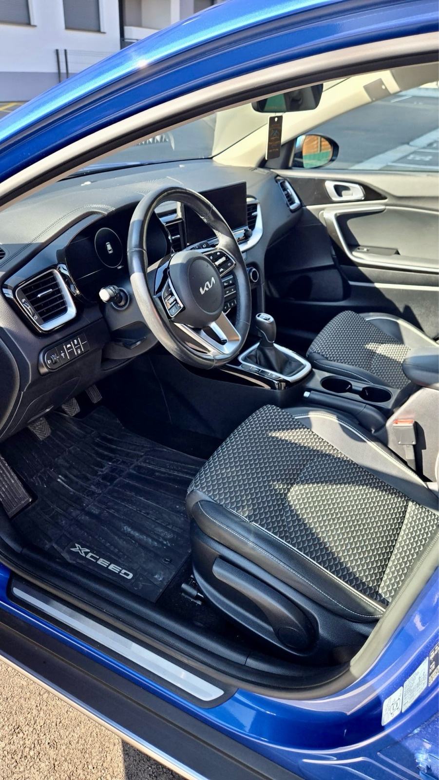 Kia XCeed 1.5 T-GDi, fotografija 14