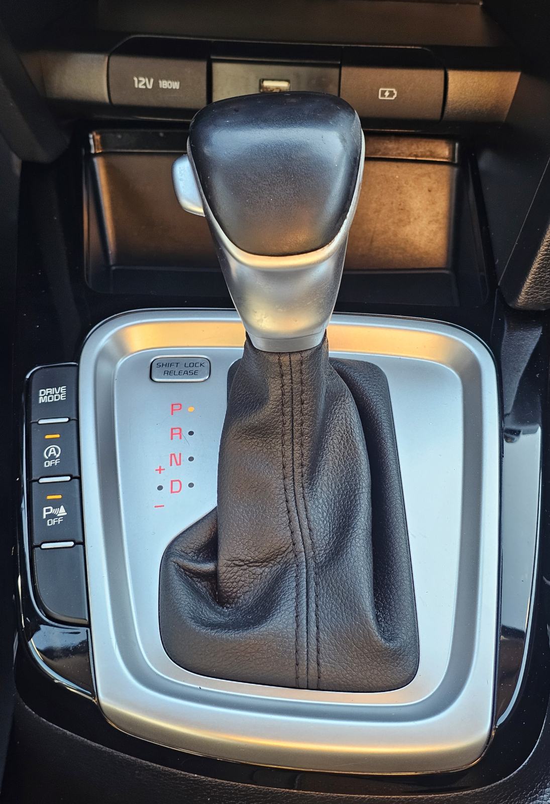 Kia XCeed 1.6 CRDi DCT, HR auto, PRVI VLASNIK, fotografija 13