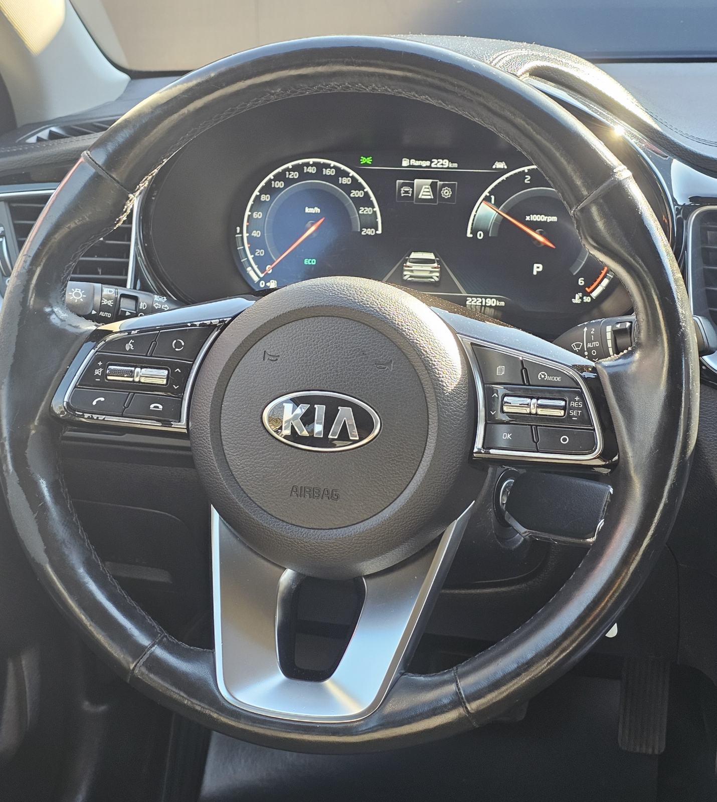 Kia XCeed 1.6 CRDi DCT, HR auto, PRVI VLASNIK, fotografija 9