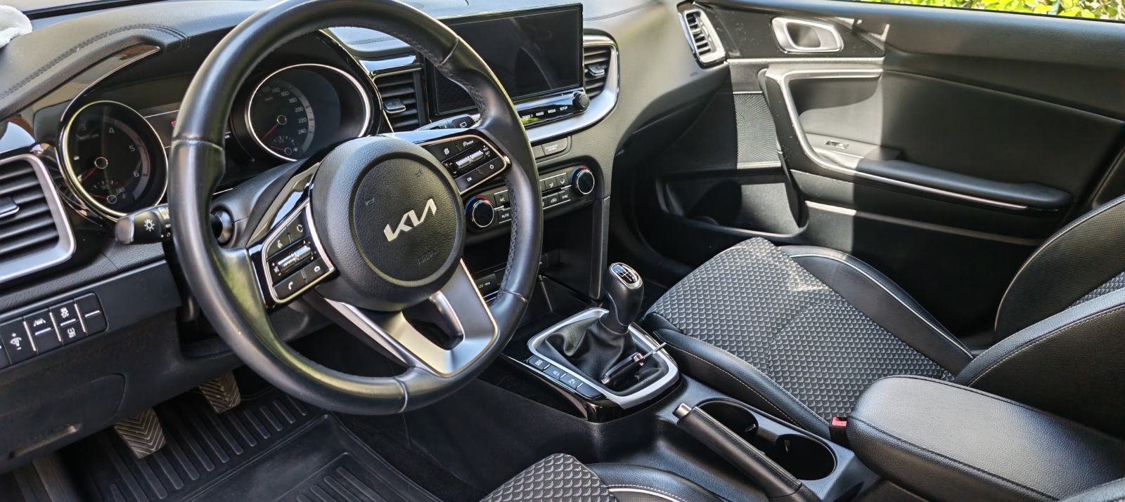 Kia XCeed, fotografija 6