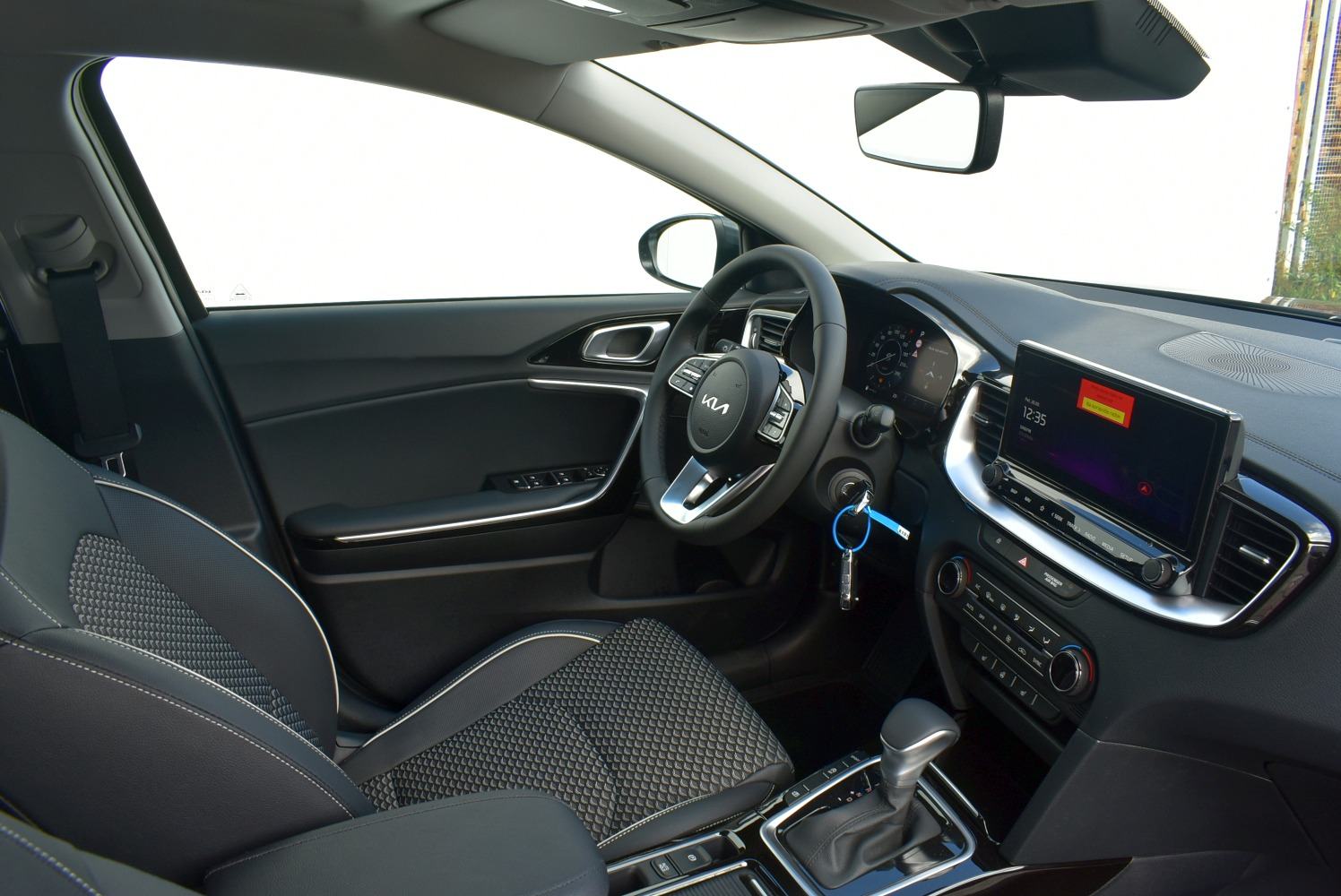Kia XCeed 1.6 T-GDI EX Way 7DCT *HR* TESTNO VOZILO, TVORNIČKO*, fotografija 8