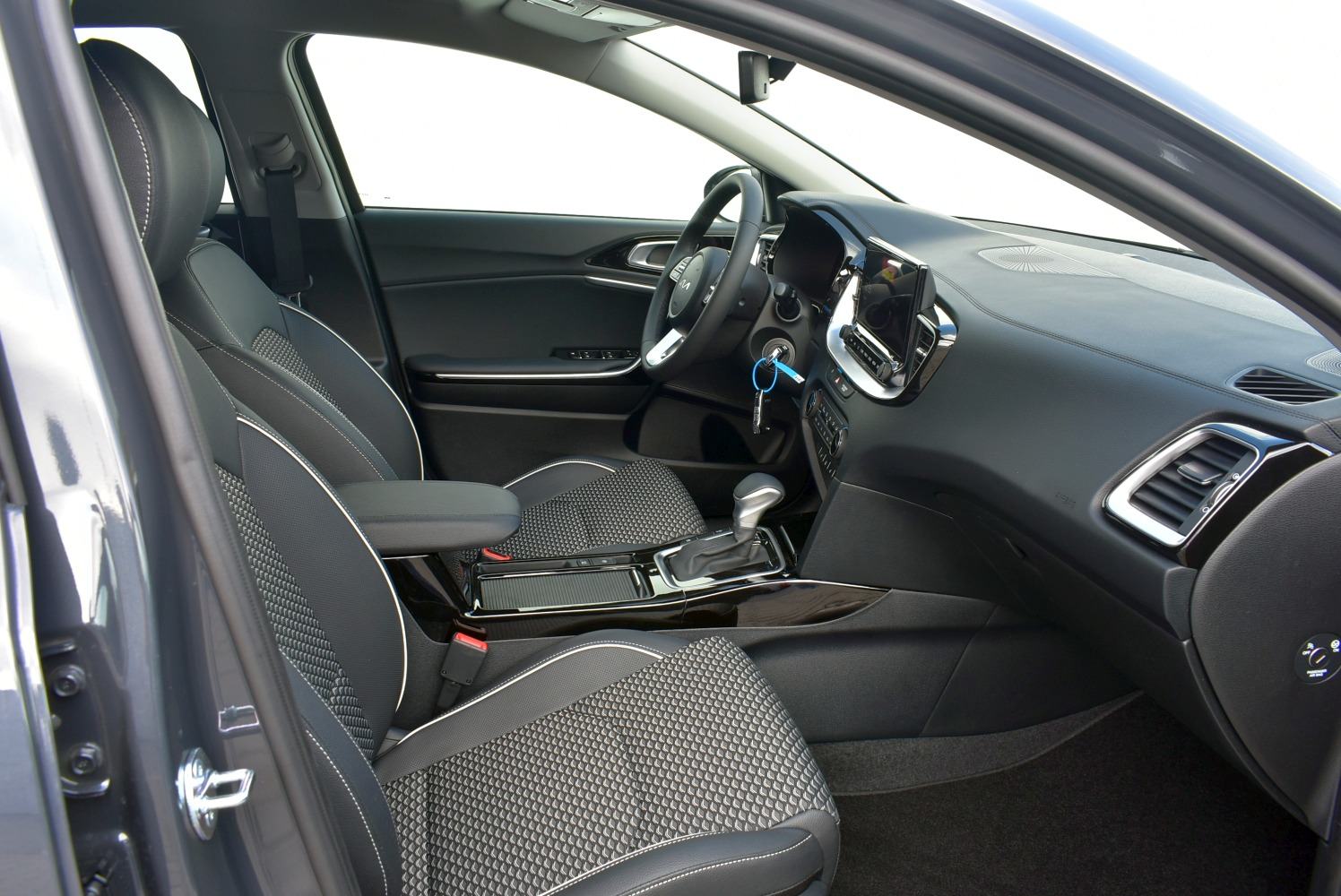 Kia XCeed 1.6 T-GDI EX Way 7DCT *HR* TESTNO VOZILO, TVORNIČKO*, pogled izvana - slika 5