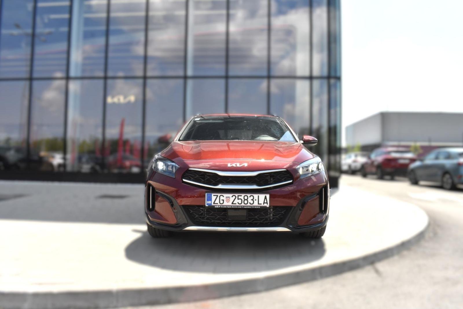 KIA XCeed 1,6 T-GDI ISG EX WAY 7DCT, NAV, KAMERA, TEMPOMAT, JAMSTVO, fotografija 2