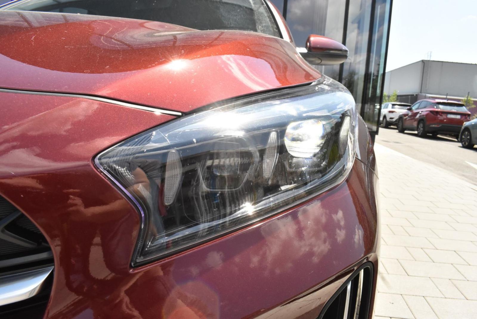 KIA XCeed 1,6 T-GDI ISG EX WAY 7DCT, NAV, KAMERA, TEMPOMAT, JAMSTVO, fotografija 13