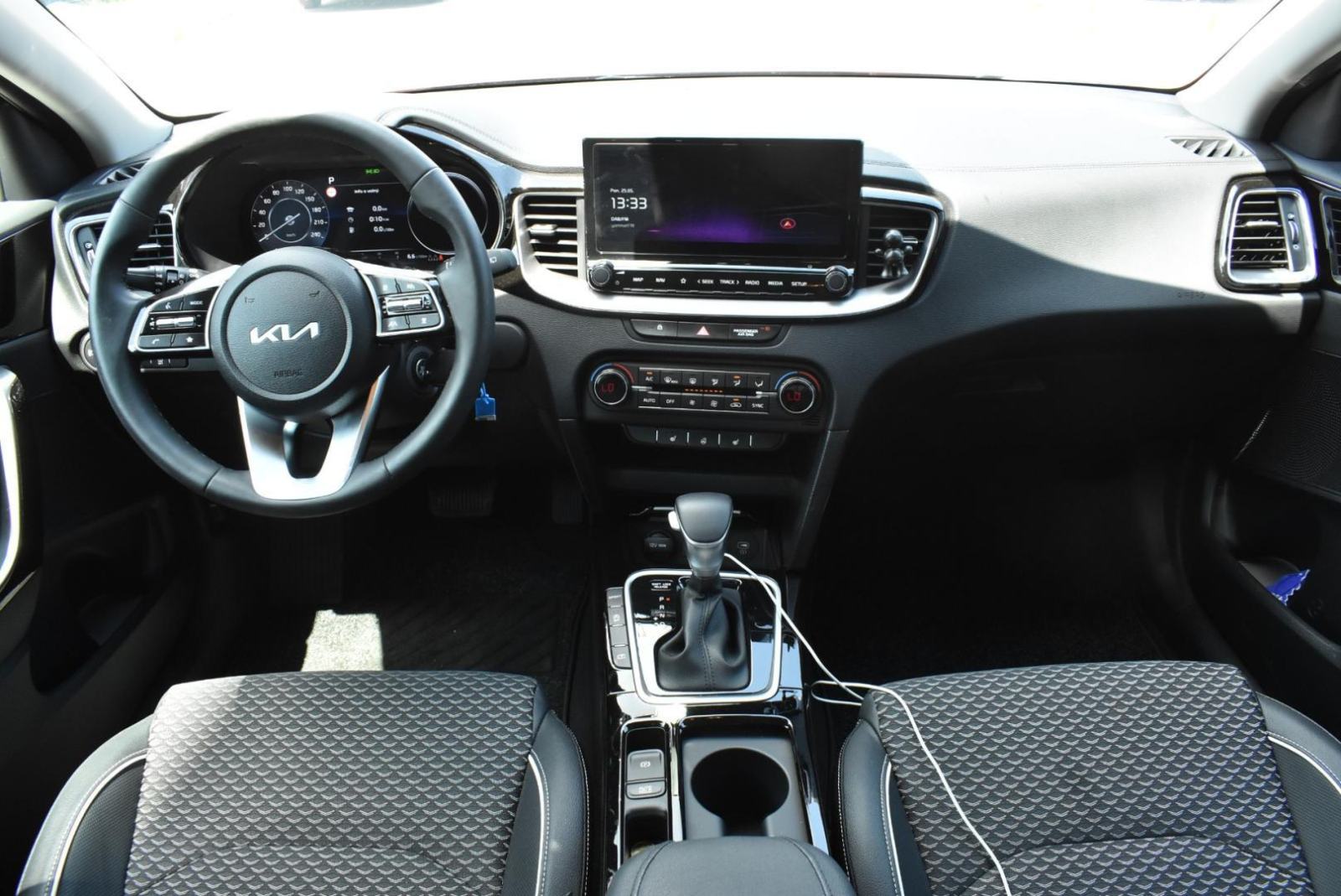 KIA XCeed 1,6 T-GDI ISG EX WAY 7DCT, NAV, KAMERA, TEMPOMAT, JAMSTVO, fotografija 19