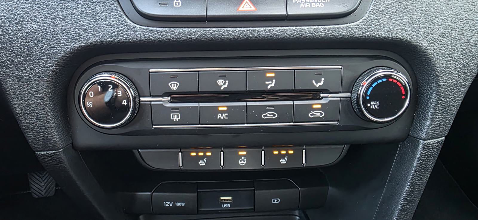 Kia XCeed 1.6 CRDI, 6 BRZINA, BI-XENON, KLIMA, TEMP, MODOVI VOŽNJE..., fotografija 17