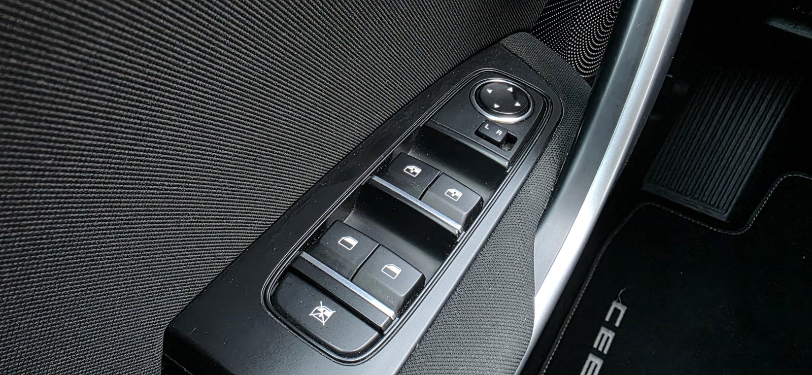 Kia XCeed 1.6 CRDI, 6 BRZINA, BI-XENON, KLIMA, TEMP, MODOVI VOŽNJE..., fotografija 11