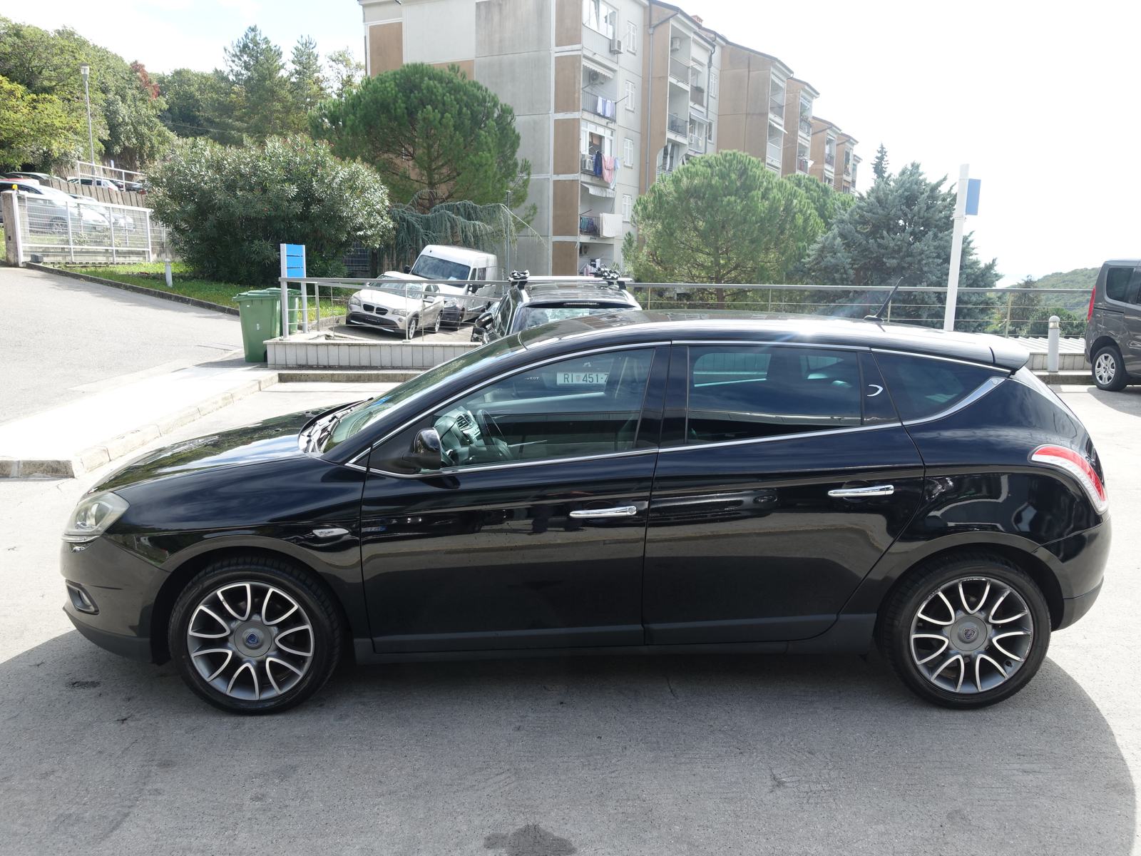 Lancia Delta 1,6 MJT / NOVA DISTRIBUCIJA I KVAČ. + JAMSTVO + REG.10/26, fotografija 6
