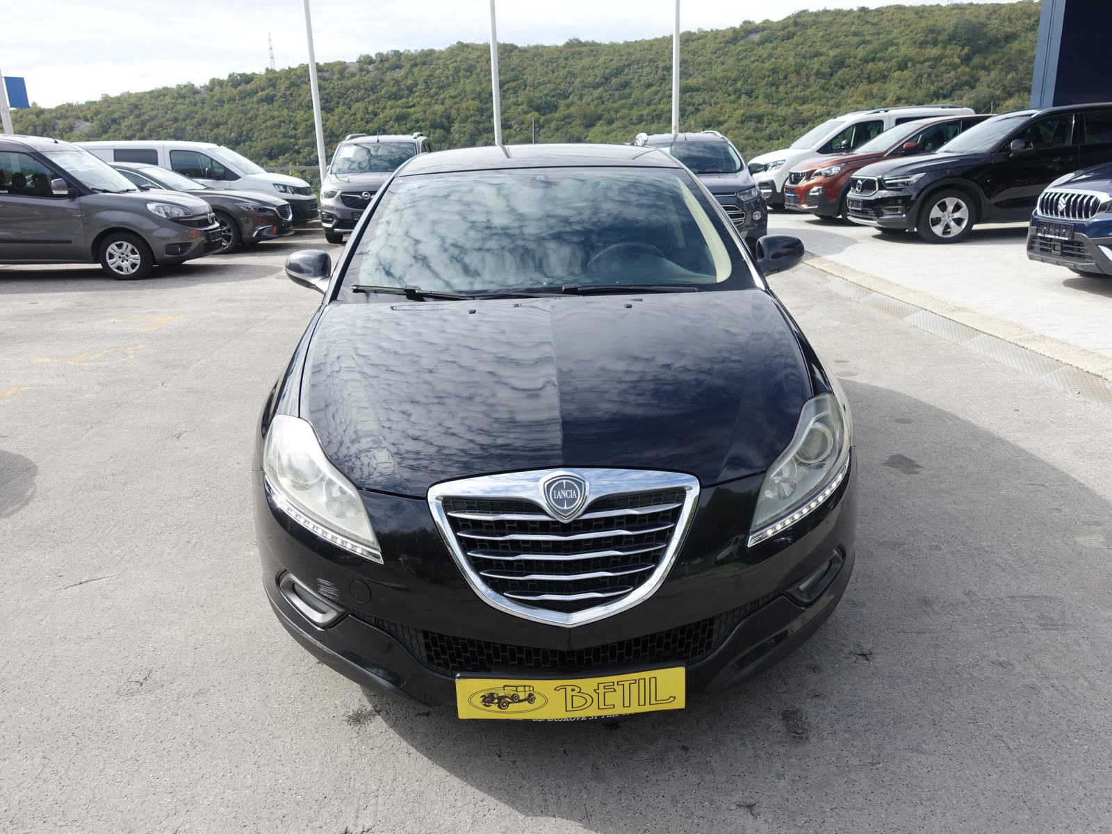 Lancia Delta 1,6 MJT / NOVA DISTRIBUCIJA I KVAČ. + JAMSTVO + REG.10/26, fotografija 8
