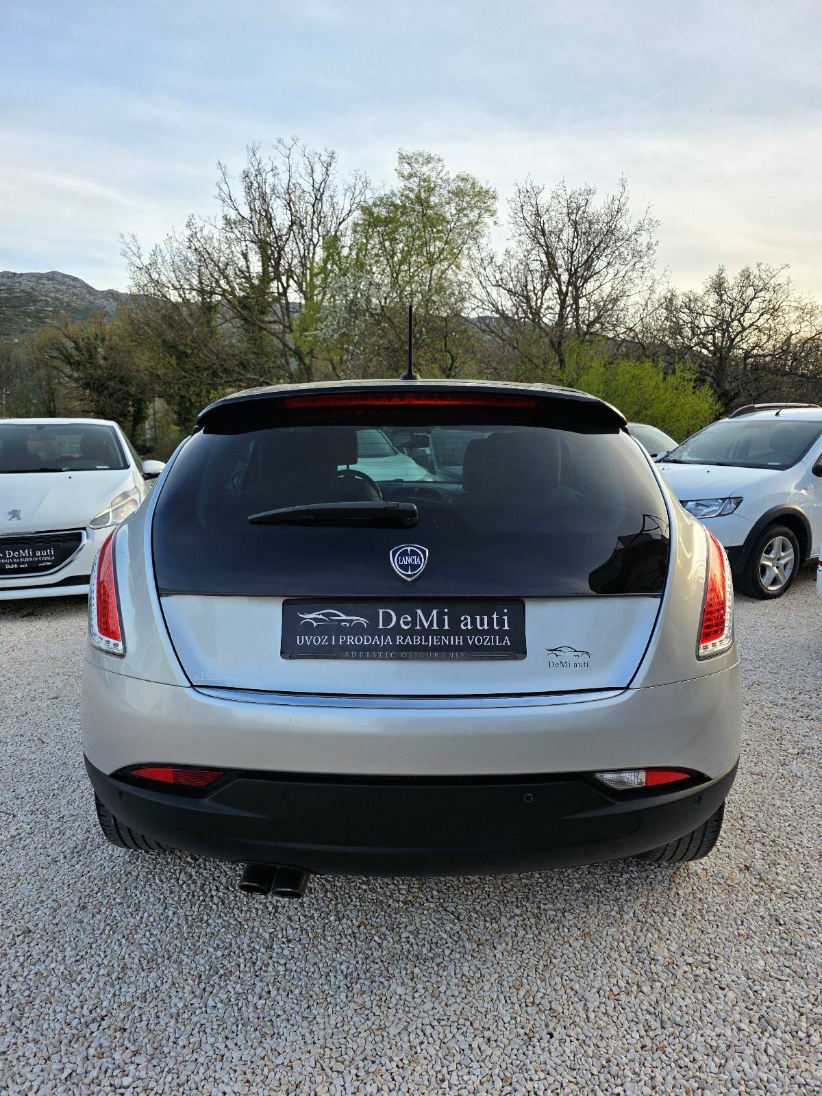 Lancia Delta 2,0MJTD, fotografija 10