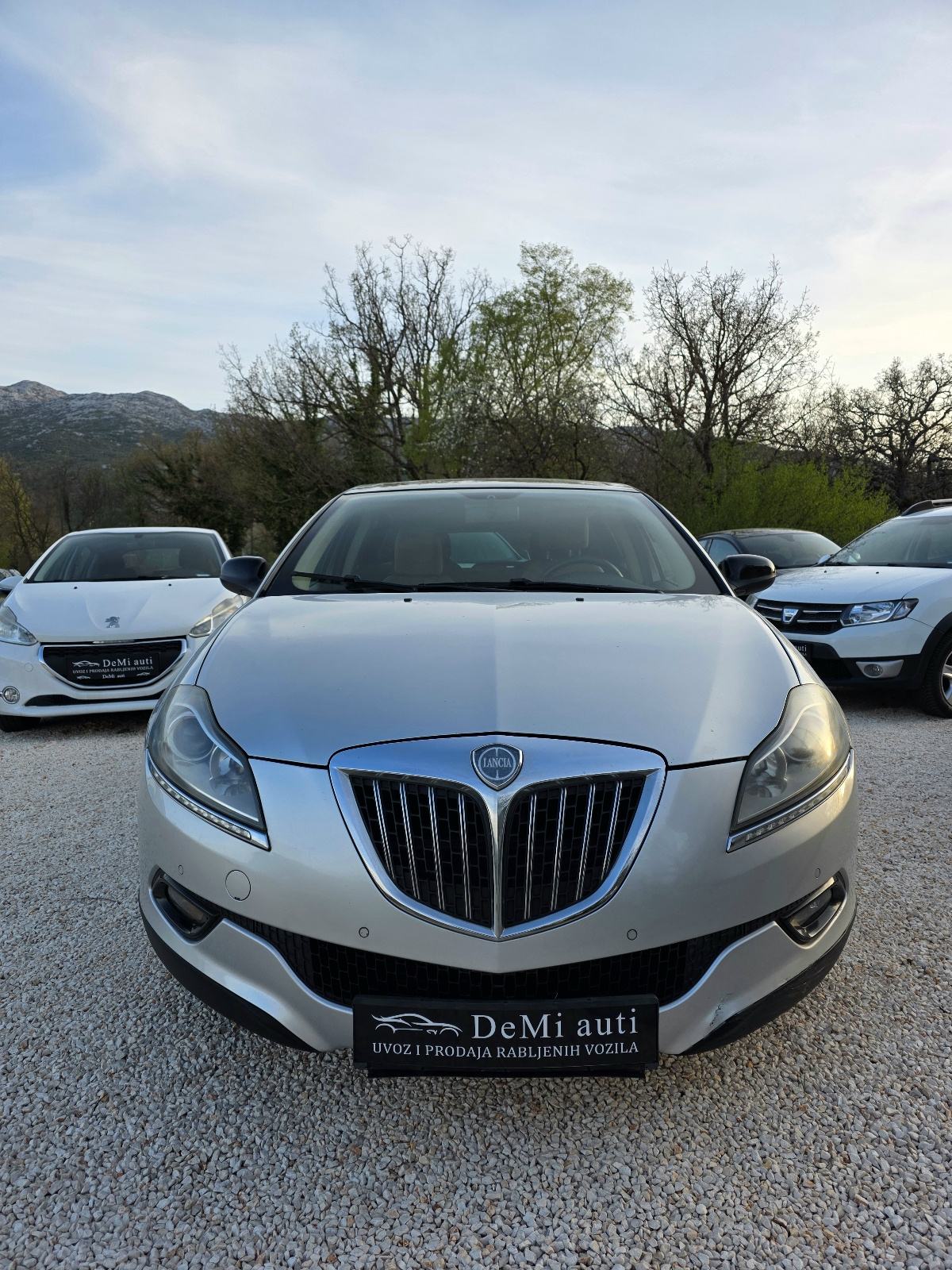 Lancia Delta 2,0MJTD, pogled izvana - slika 4