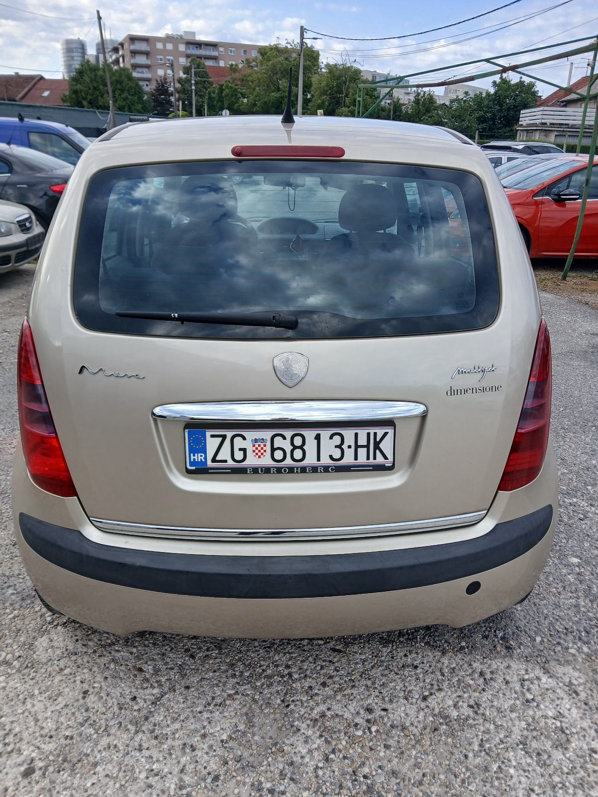 Lancia Musa 1,3 16V Multijet, fotografija 4