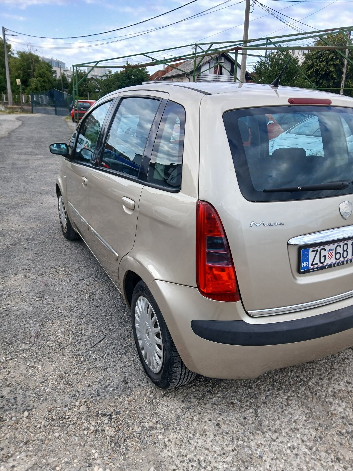 Lancia Musa 1,3 16V Multijet, fotografija 5