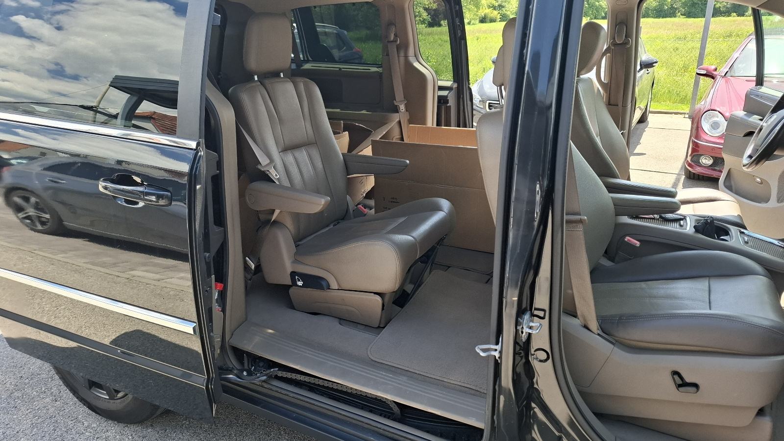 Lancia Voyager 2,8 CRDi 16V, fotografija 12