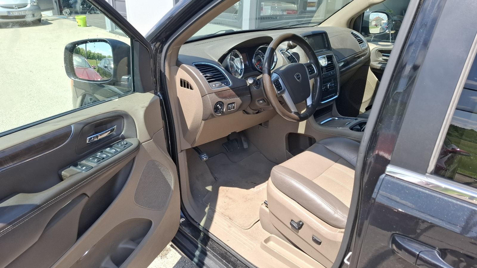 Lancia Voyager 2,8 CRDi 16V, fotografija 8