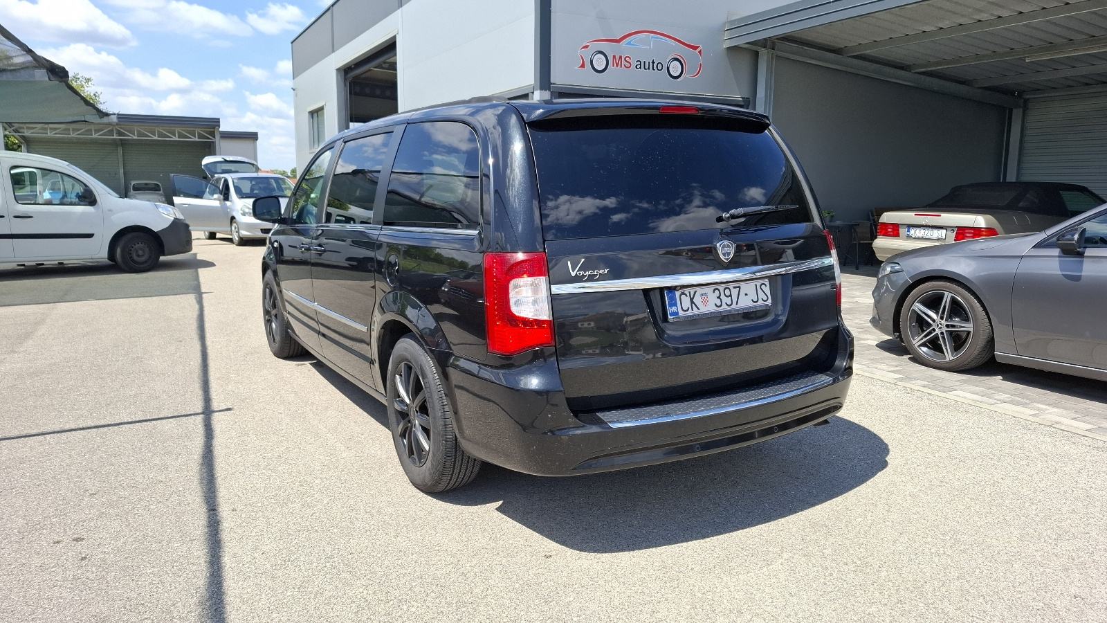Lancia Voyager 2,8 CRDi 16V, pogled izvana - slika 5