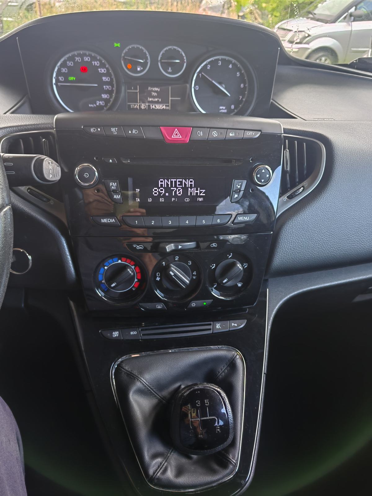 Lancia Y 0,9 Sjajno iskustvo s dva cilindra, pogled izvana - slika 4
