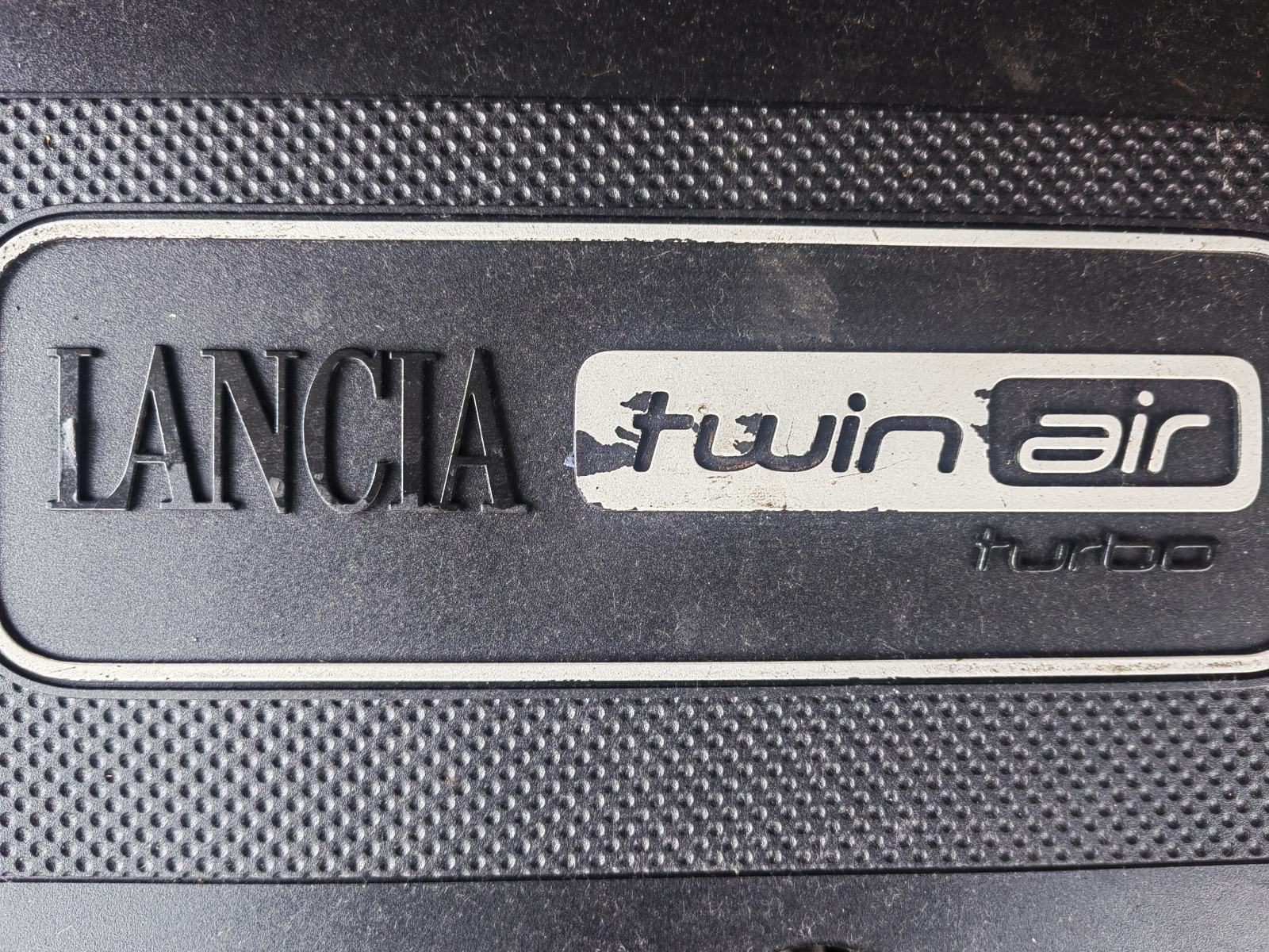 Lancia Y 0,9 Sjajno iskustvo s dva cilindra, fotografija 15