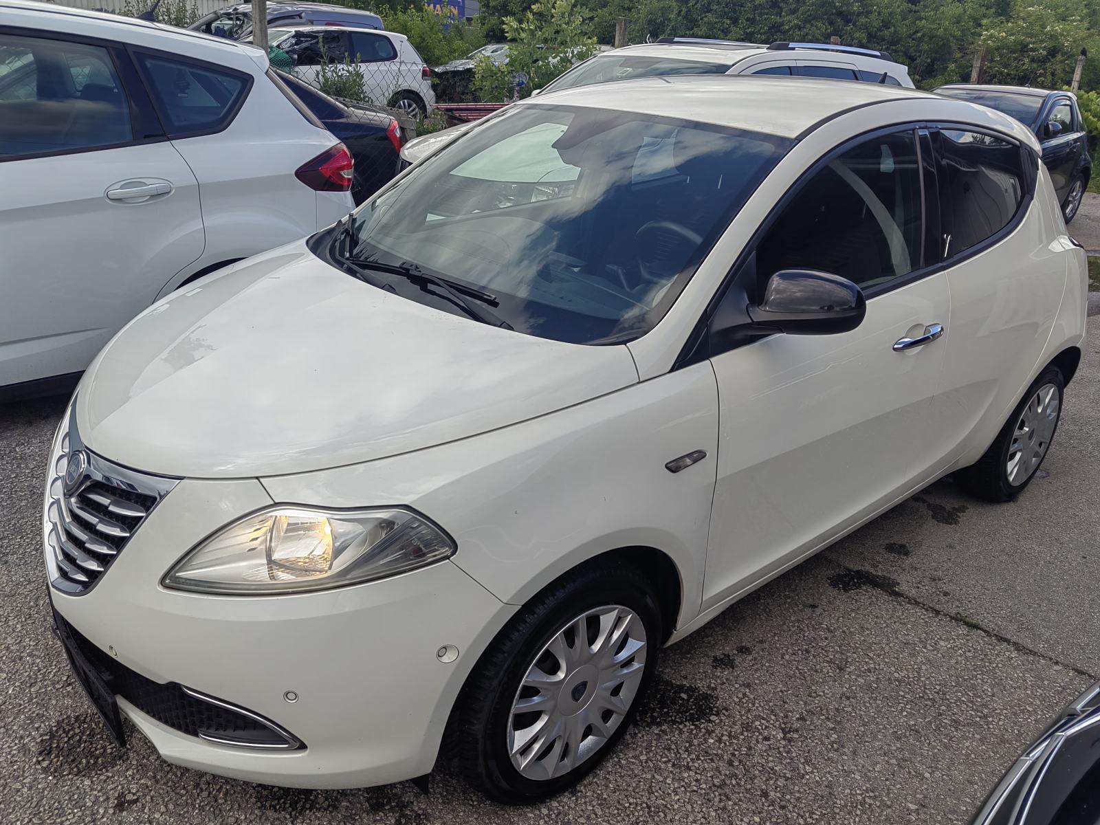 Lancia Y 0,9 Sjajno iskustvo s dva cilindra, pogled izvana - slika 1