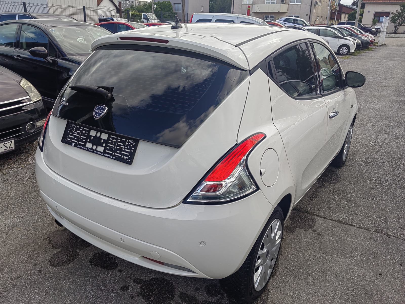 Lancia Y 0,9 Sjajno iskustvo s dva cilindra, pogled izvana - slika 2