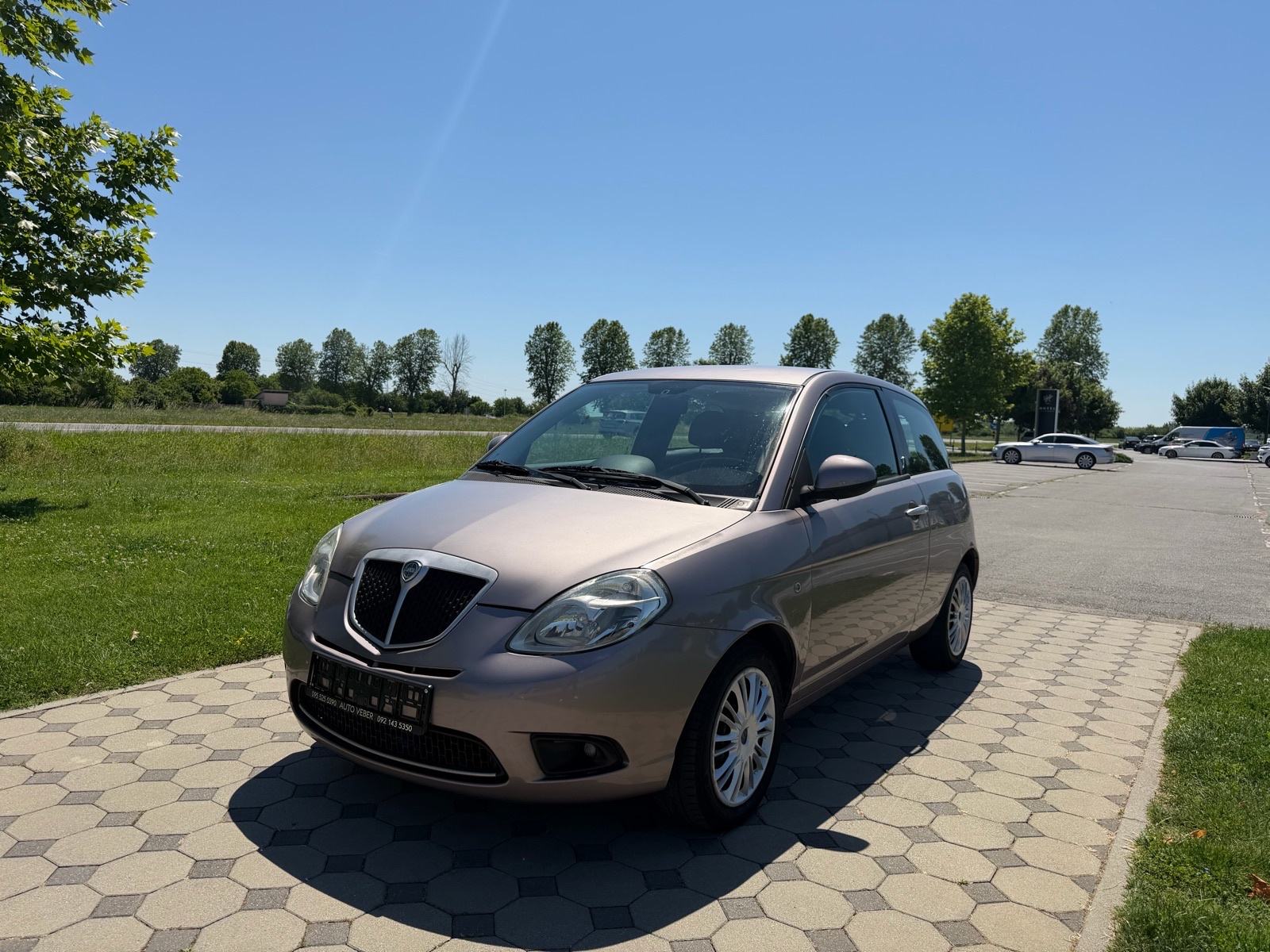 Lancia Y 1,2 *129.000km*, fotografija 7