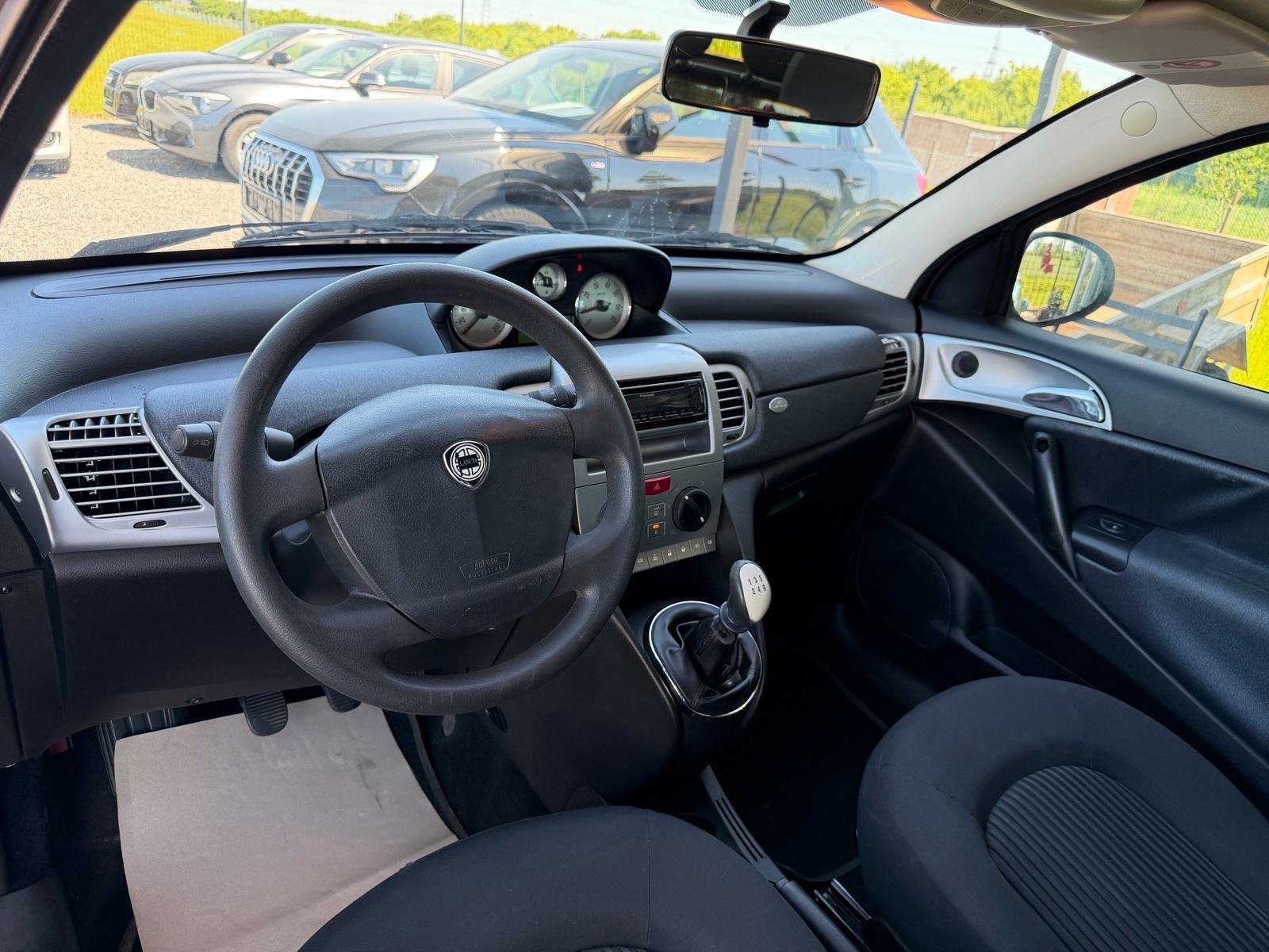 Lancia Y 1,2 *129.000km*, fotografija 11