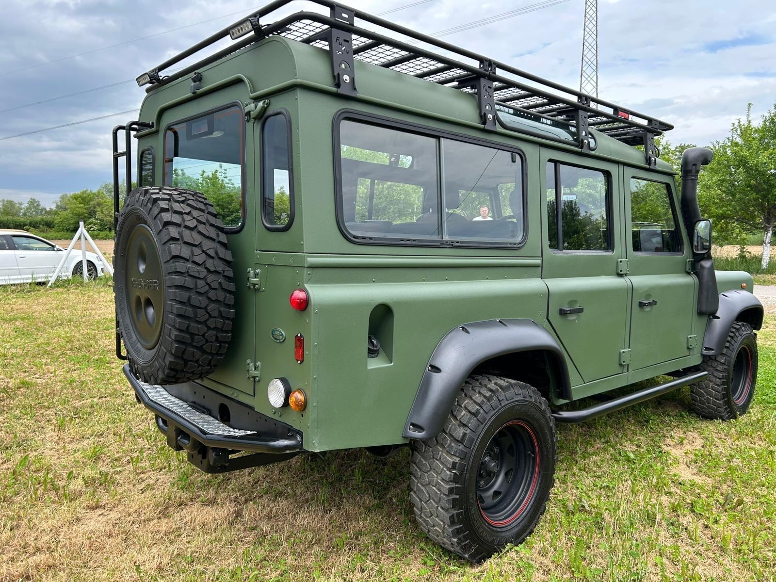 Land Rover Defender 2,5 TD5, fotografija 3