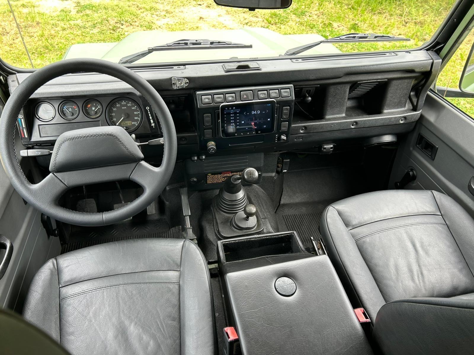 Land Rover Defender 2,5 TD5, fotografija 10