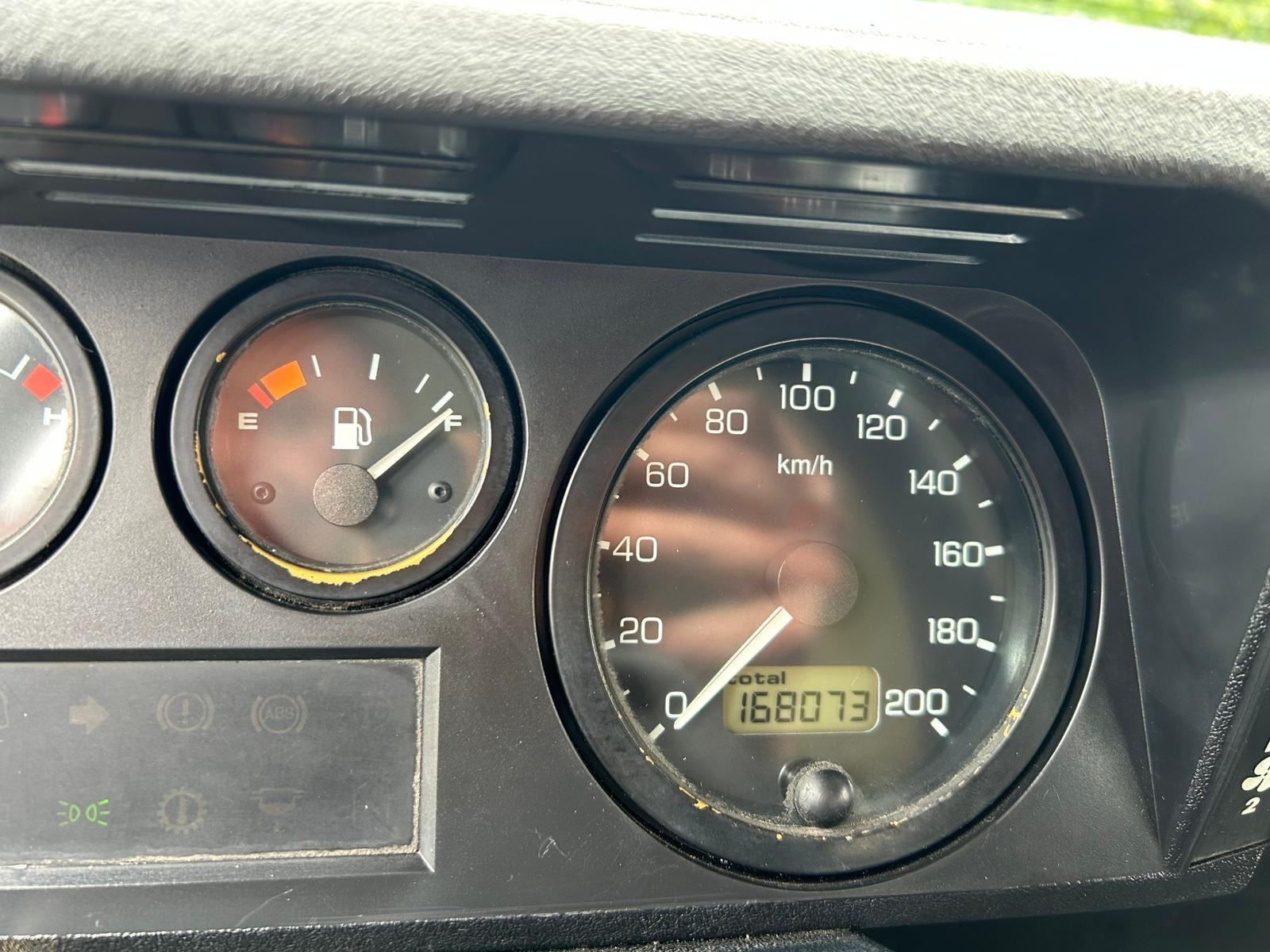 Land Rover Defender 2,5 TD5, fotografija 11