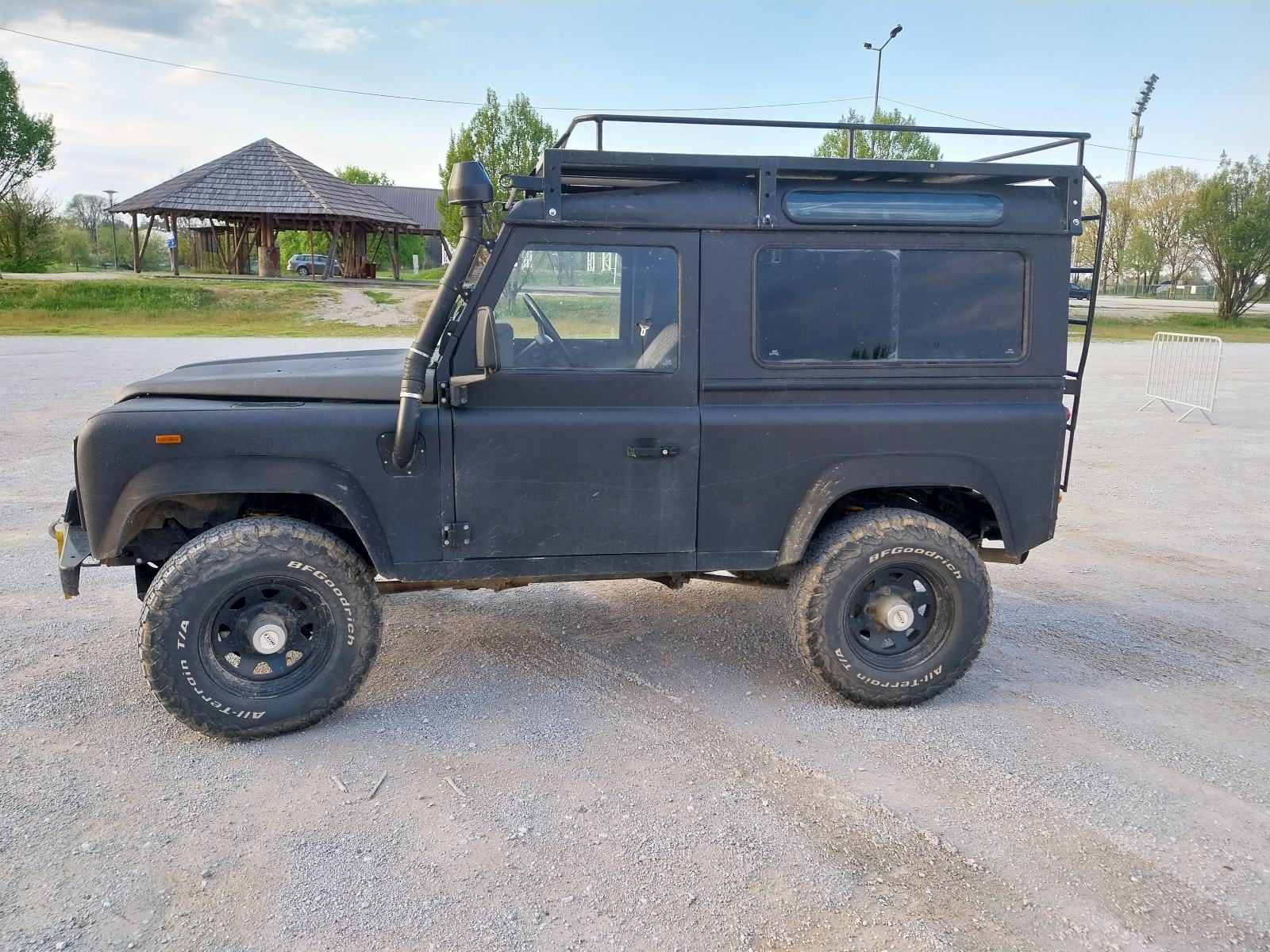 Land Rover Defender 200 Tdi, fotografija 3