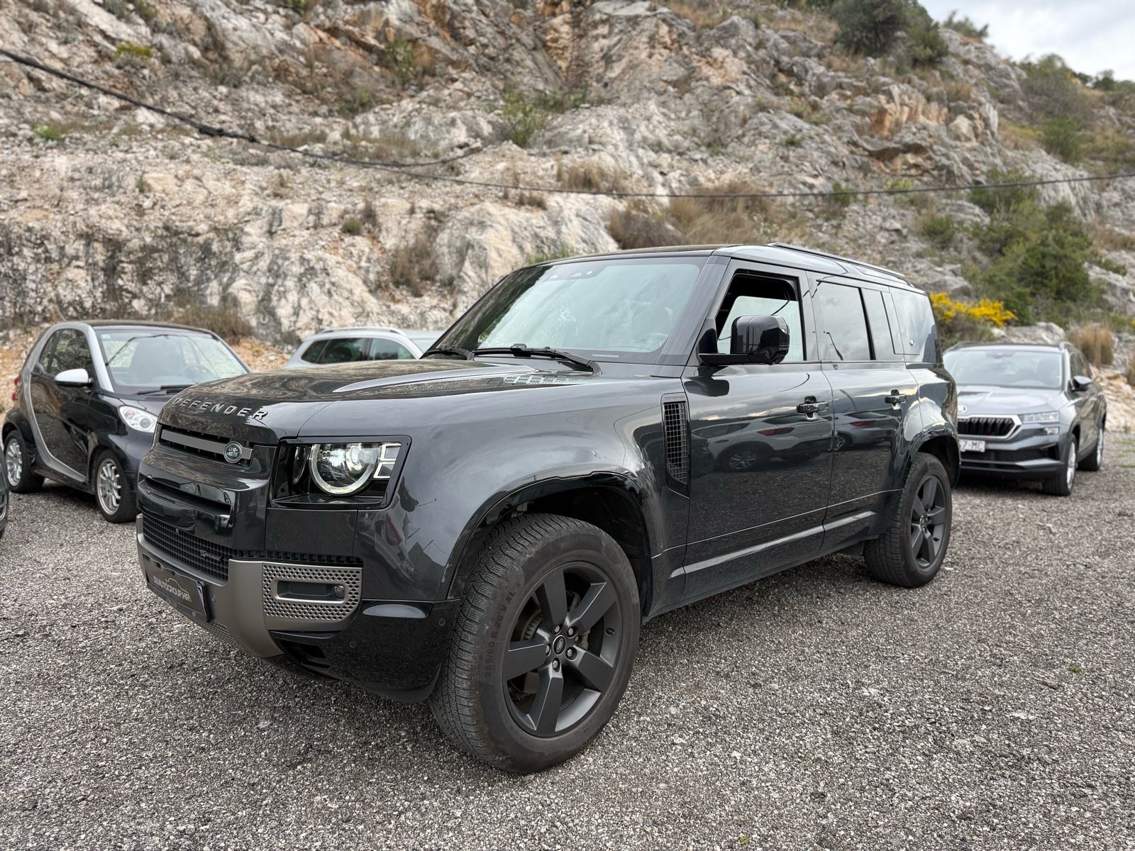 Land Rover Defender 3.0 X-DYNAMIC AWD, fotografija 3
