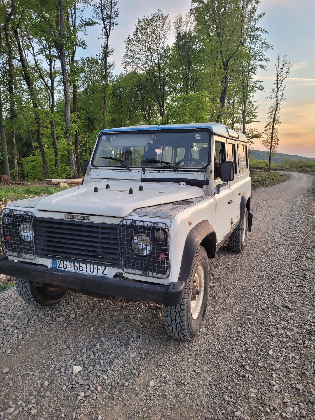 Land Rover Defender TDi, fotografija 3