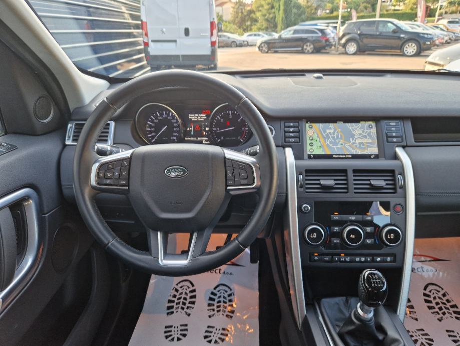 Land Rover Discovery 2.0 TD4-4x4-90.000KM-GARANCIJA-SERVIS-REG 1GOD, fotografija 12