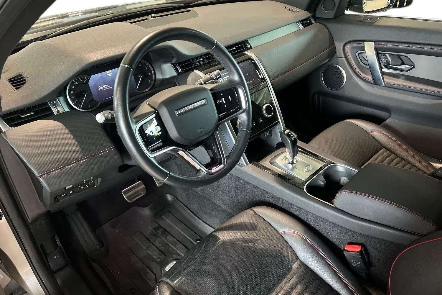 Land Rover Discovery P300 e * RJEŠAVAMO LEASING *, fotografija 14
