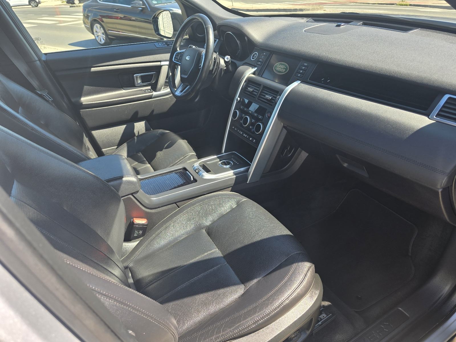 Land Rover Discovery Sport 2.0 td4 automatik●4×4●PANO●MERIDIAN●AKCIJA●, fotografija 16