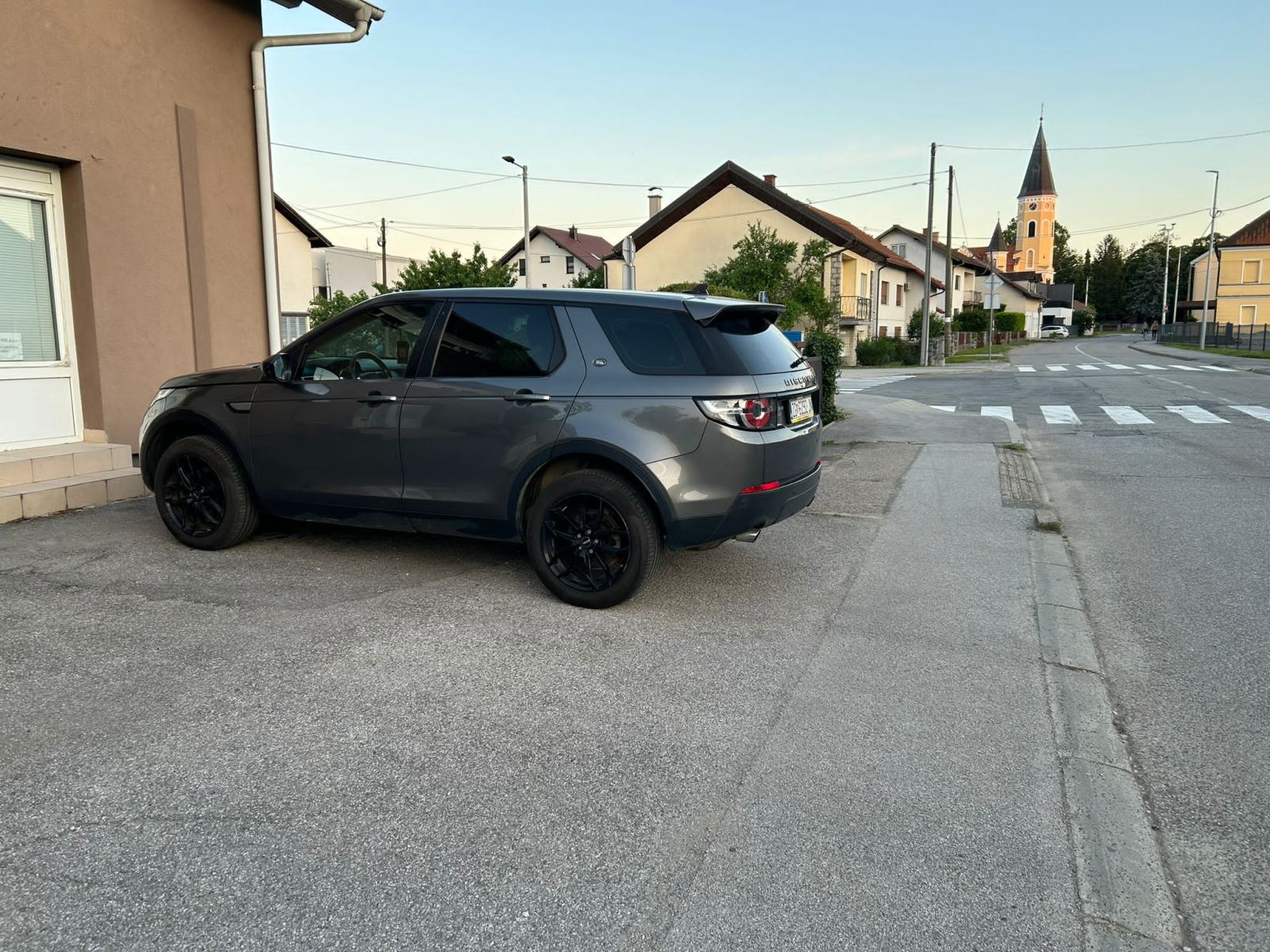 Land Rover Discovery Sport 2.0 D, fotografija 3