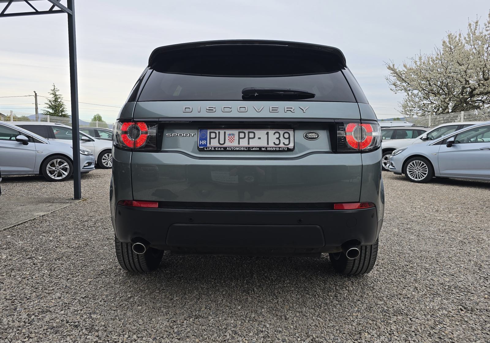 Land Rover Discovery Sport 2,0D 4X4 1. Vlasnik veliki servis+nove gume, fotografija 4