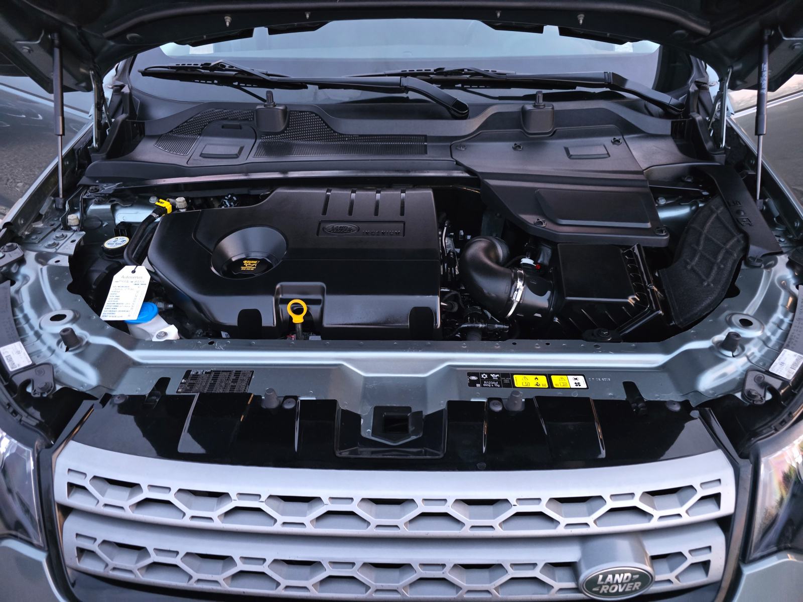 Land Rover Discovery Sport 2,0D 4X4 1. Vlasnik veliki servis+nove gume, fotografija 9