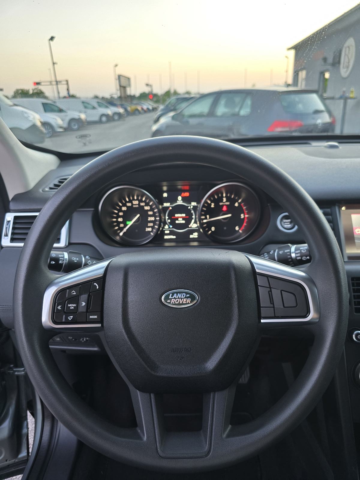 LAND ROVER DISCOVERY SPORT 2.0D 4X4 * BEZ ULAGANJA * 2018.GOD. * 9999€, fotografija 12