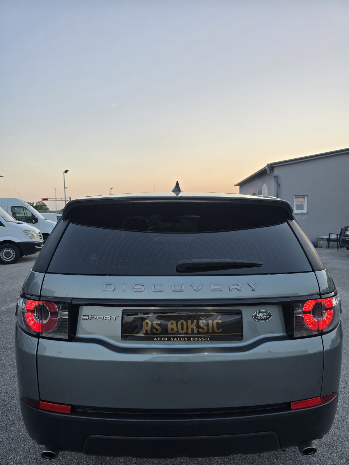 LAND ROVER DISCOVERY SPORT 2.0D 4X4 * BEZ ULAGANJA * 2018.GOD. * 9999€, fotografija 4