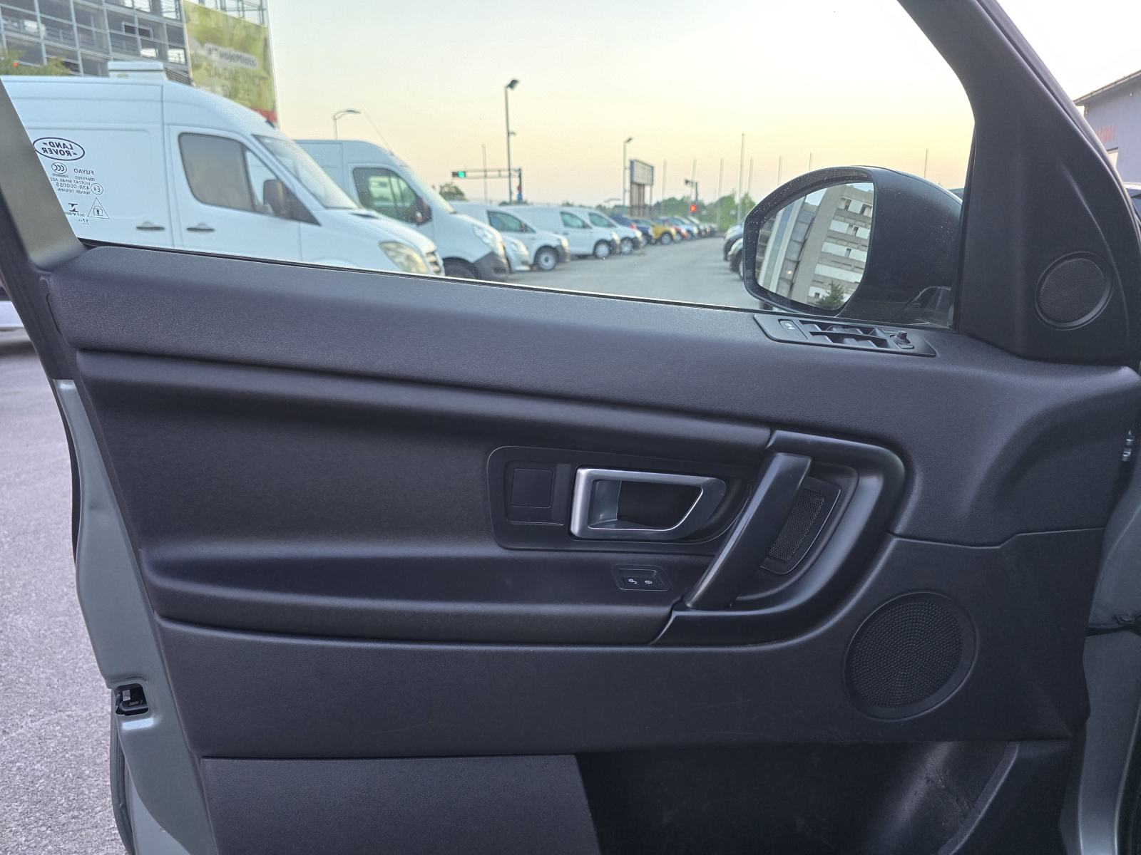 LAND ROVER DISCOVERY SPORT 2.0D 4X4 * BEZ ULAGANJA * 2018.GOD. * 9999€, fotografija 18