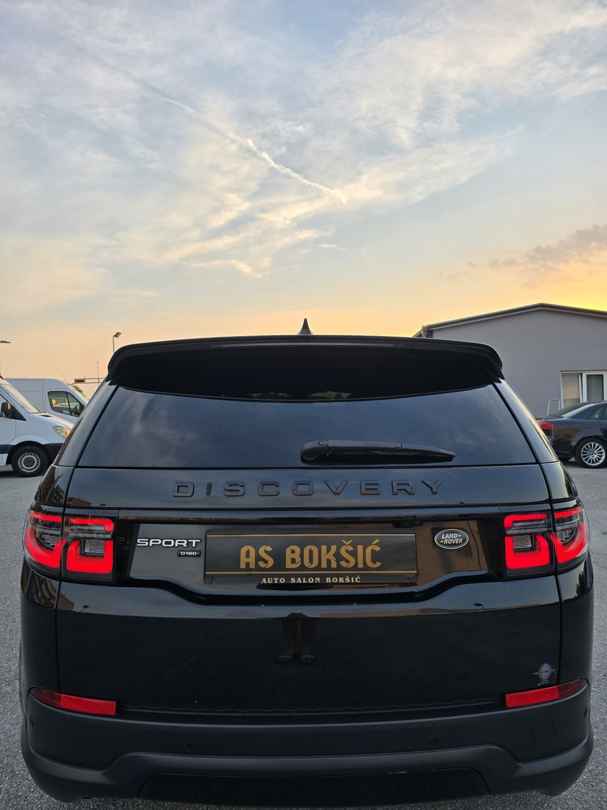 LAND ROVER DISCOVERY SPORT 2.0D 4X4 * ODLIČNO STANJE * 121 000 KM *PDV, fotografija 4