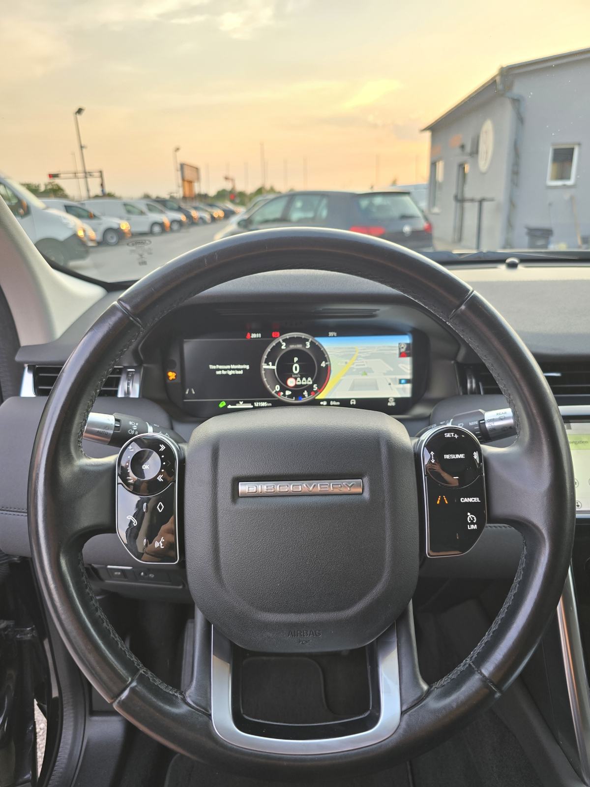 LAND ROVER DISCOVERY SPORT 2.0D 4X4 * ODLIČNO STANJE * 121 000 KM *PDV, fotografija 14