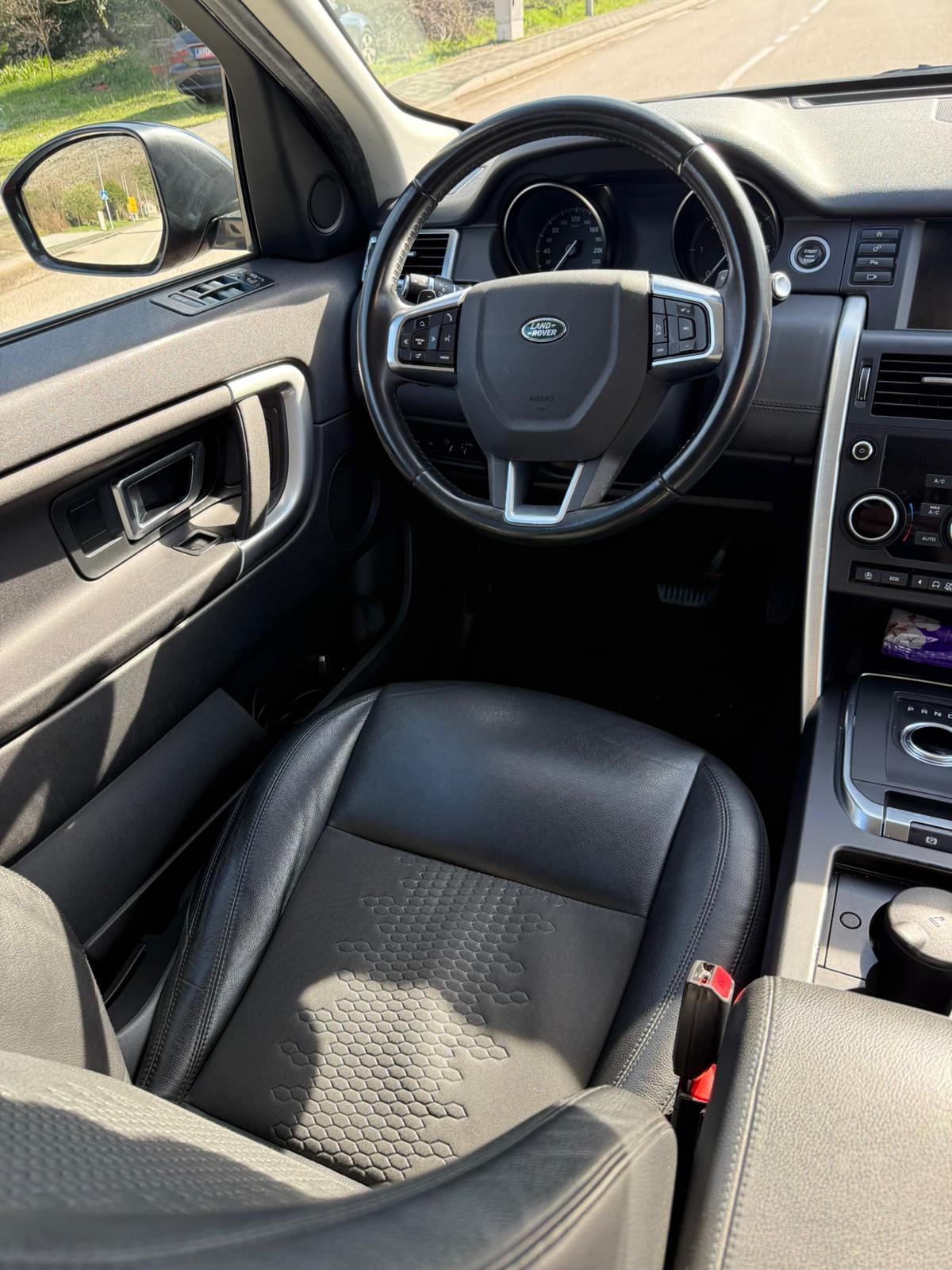 Land Rover Discovery Sport 4x4 automatik 7 sjedala, fotografija 10