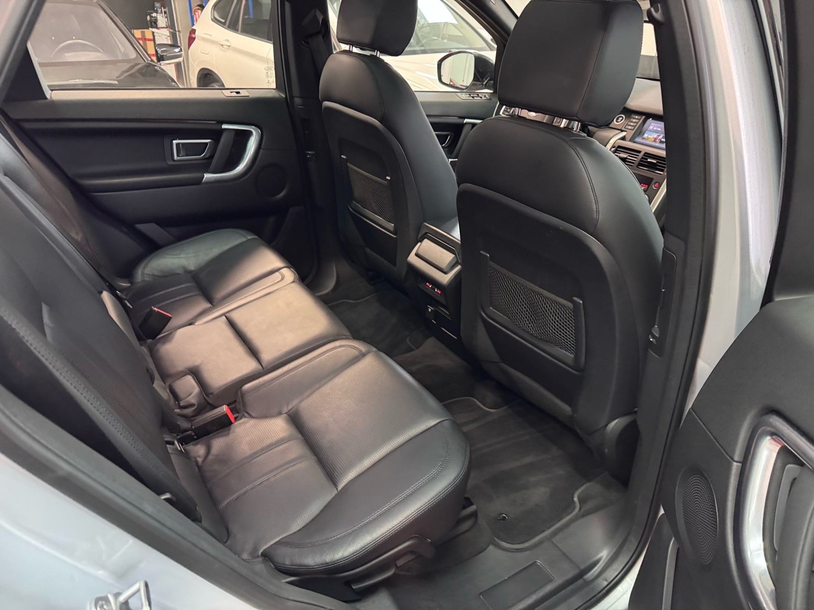 Land Rover Discovery Sport Pure ***PANORAMA, KOŽA, KAMERA***, fotografija 8