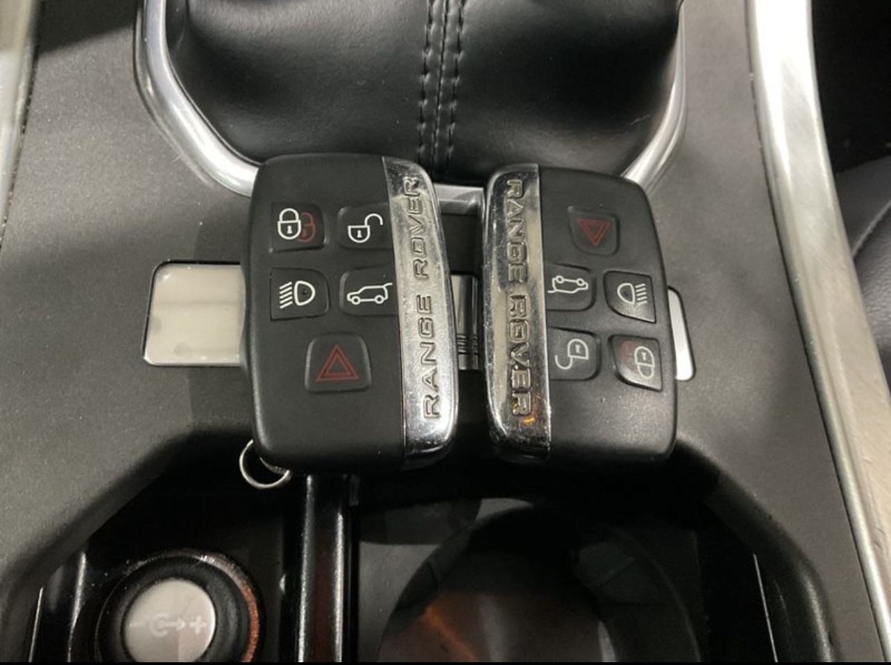 Land Rover Evoque 2,0 eD4/PANORAMA/PDC/KOZA//KAMERA/TOP STANJE!, fotografija 19